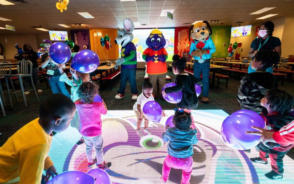 Chuck E. Cheese confirms its first location in Europe