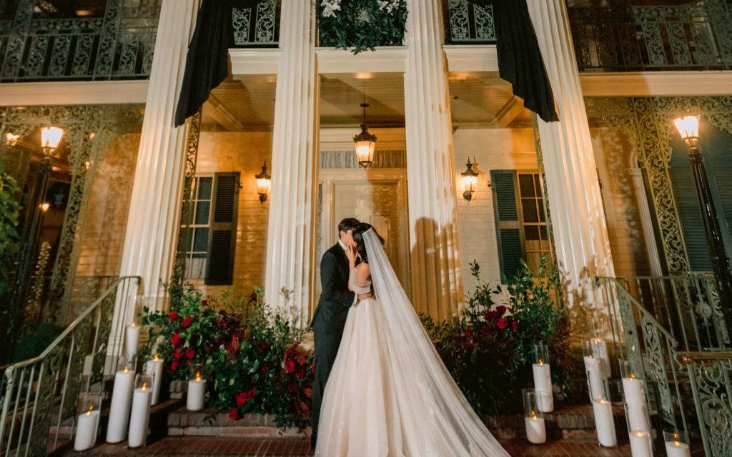Disneyland adds Haunted Mansion Courtyard to its collection of wedding venues