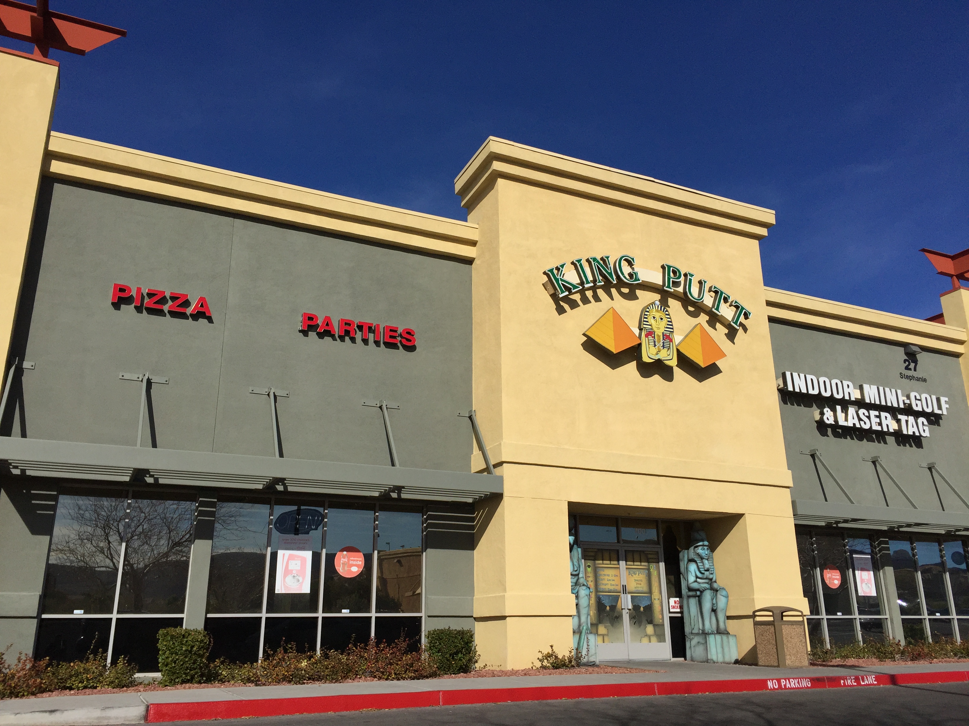 King Putt chooses Embed Cashless for the most advanced Mini Golf in America