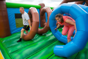 Labyrinth 3 FAMILY ATTRACTIONS: Labyrinth Challenge goes on tour