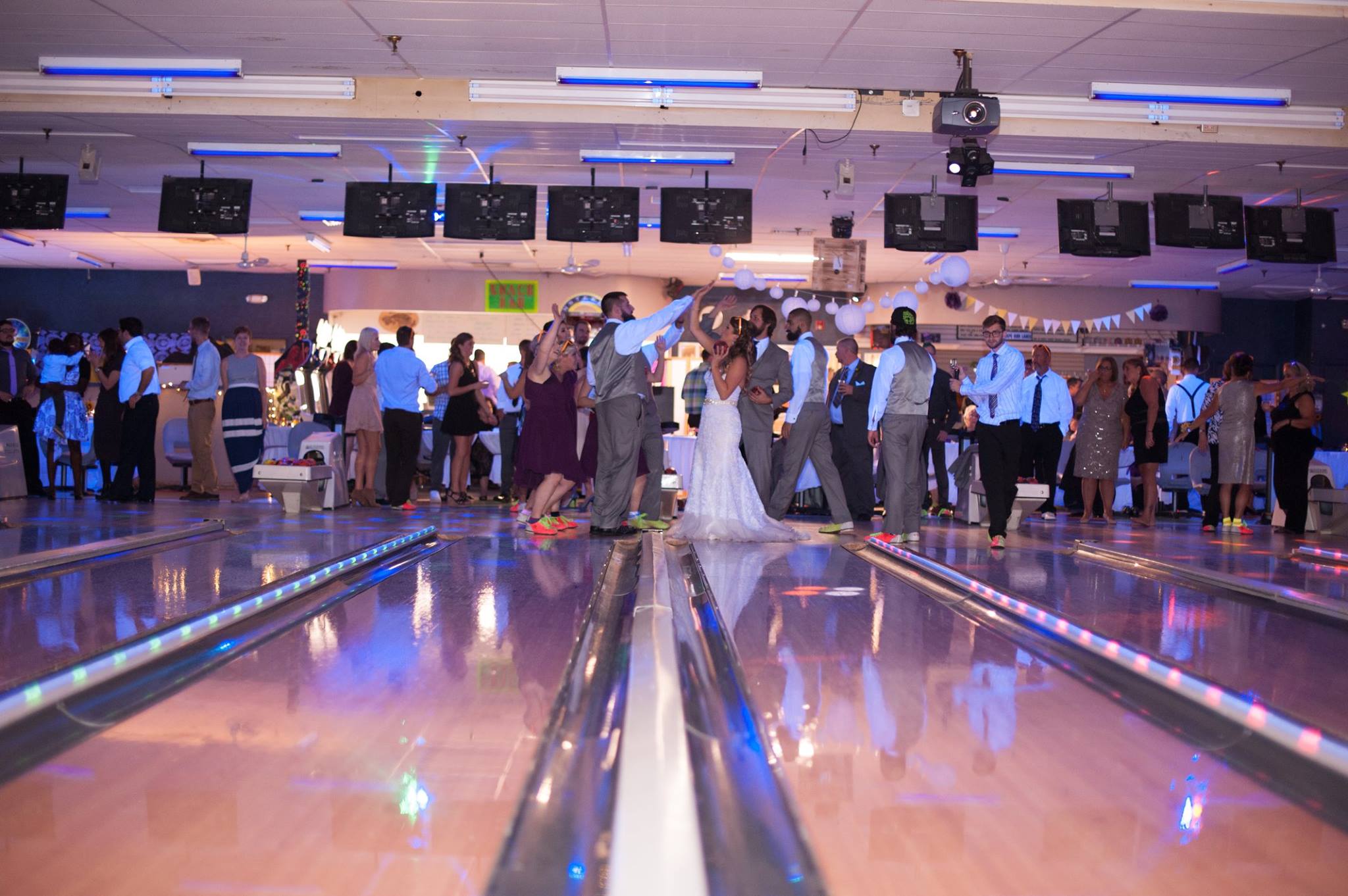 BOWLING: Qubica winners head for Nashville