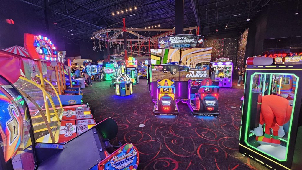Sacoa Cashless System installed at new Pinstack Entertainment venue in Virginia
