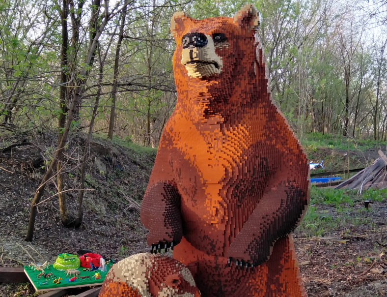 Naples Zoo’s BRICKLIVE Animal Exhibit